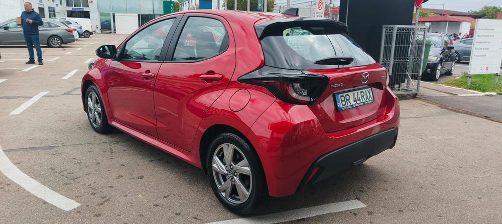 Mazda 2 2025 hibrid, 18.990 € — imagine 5