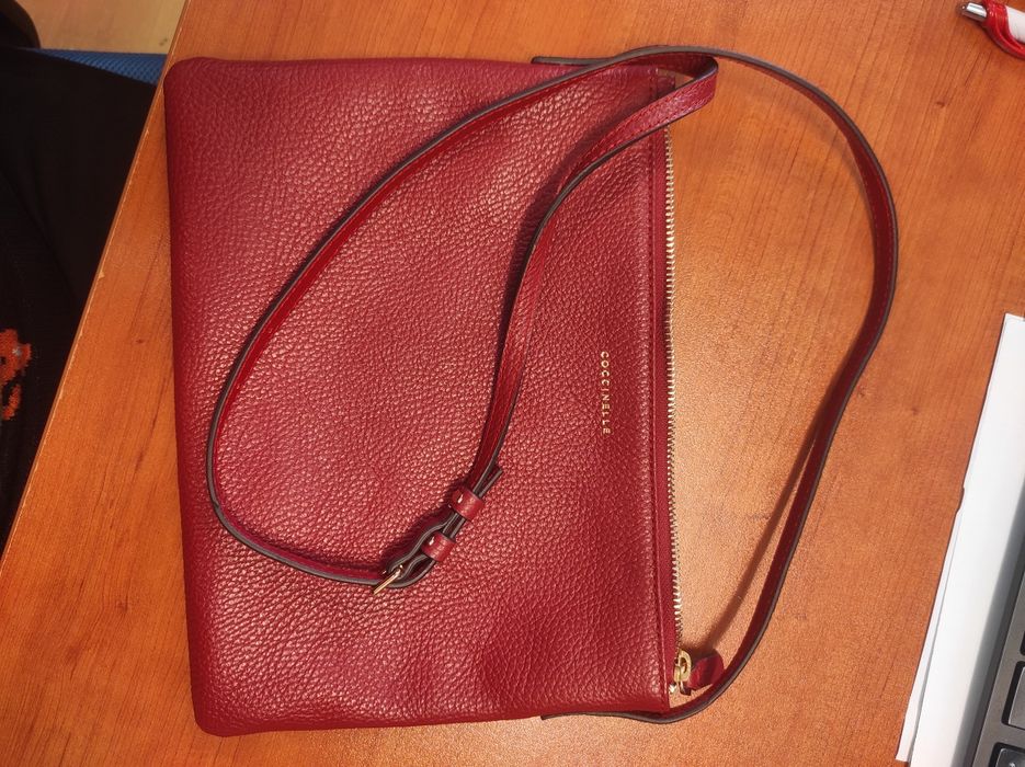 Мини чанта Coccinelle