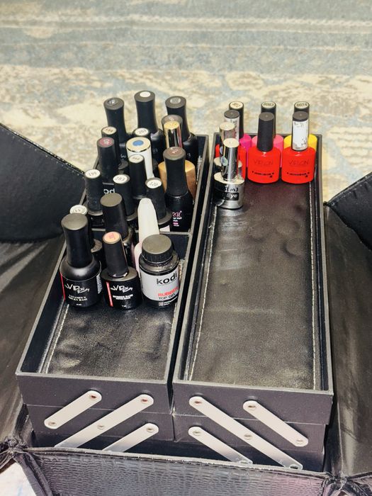 Гель-краски для дизайна ногтей