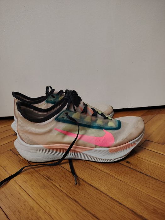 Nike Zoom Fly 3 Premium Barely Rose оригинални размер 38