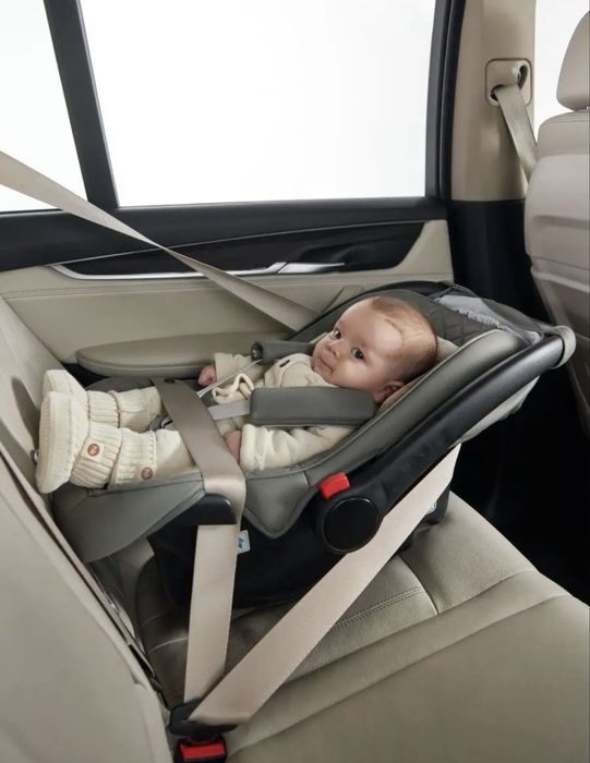 Автокресло.