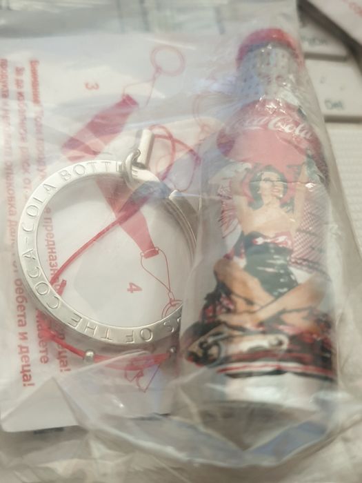 Coca Cola 100години колекционерски  бутилки ключодържатели.