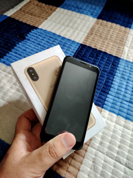 Продам смартфон Inoi 3 8гб