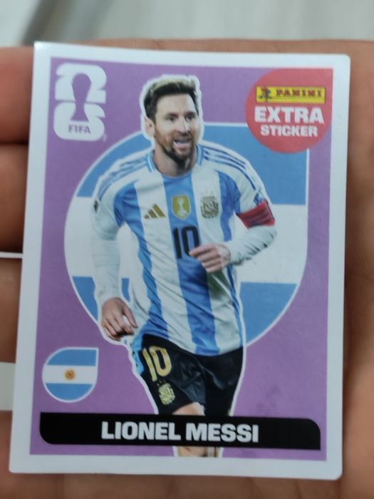Fac schimb/vând  stikere panini 2026