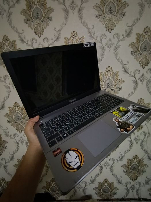 Asus notebook 350gb