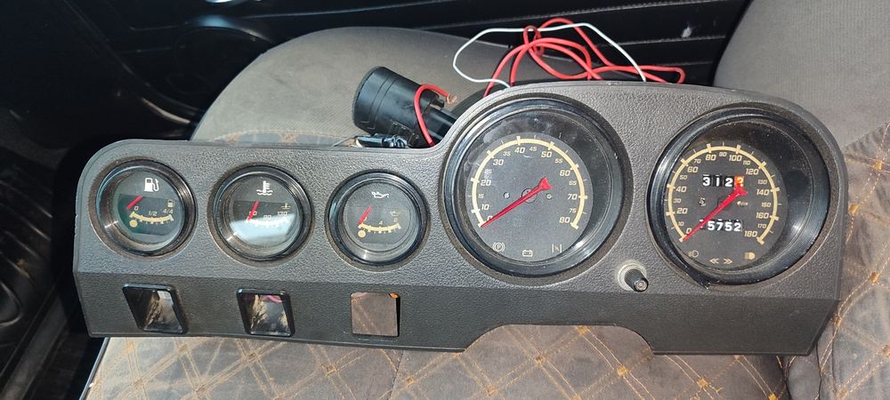 Tablo vaz 2106 tuynigqlingan