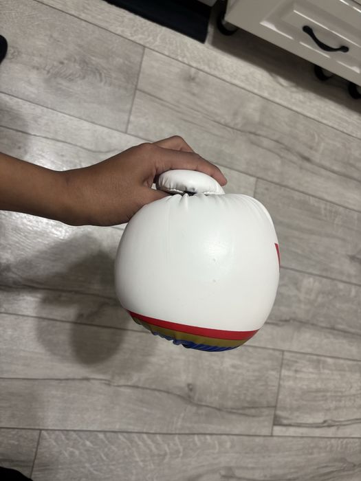 Продается Боксерский Перчатки Aiba