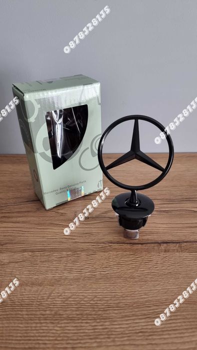Емблема тип мерник за Mercedes-Benz 43мм основа черен гланц