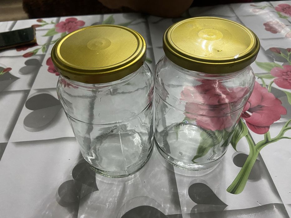 Продам банки литровы