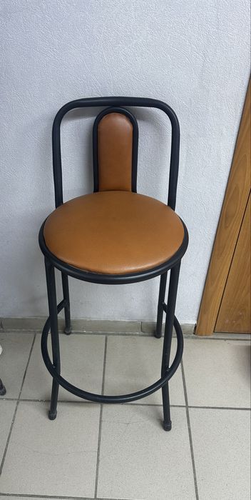 Барный стул