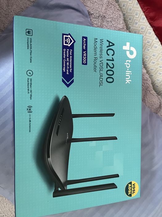 Wi-Fi роутер TP-LINK AC1200 VR300 EU черный