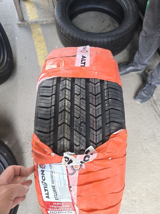 Allison Exclusive 265/ 45/ 21