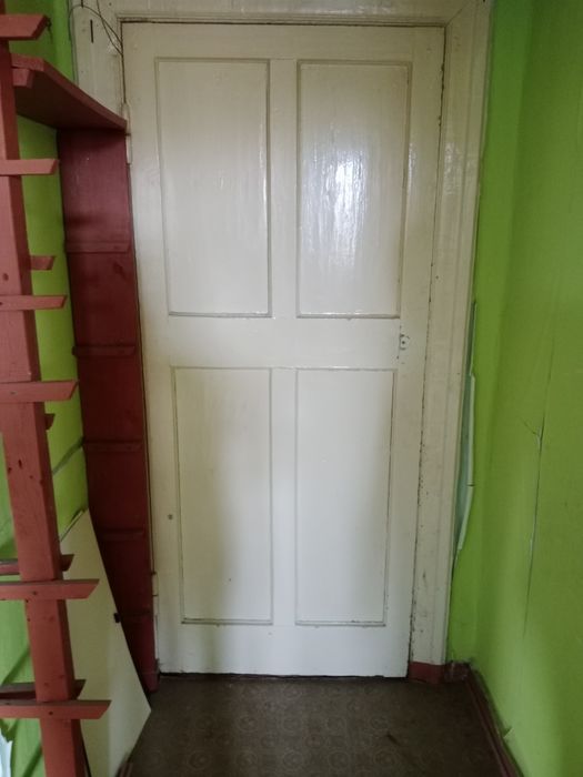 Отдам рамы,двери бесплатно