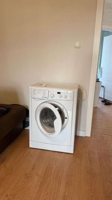 Продам стиральную машину