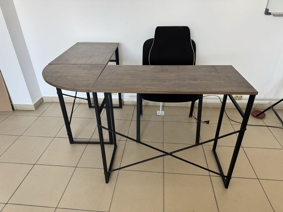 Birou  coltar , in forma L, pentru casa sau job,