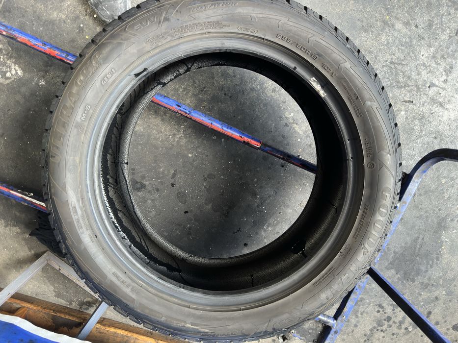 255/50/19 Good Year M+S