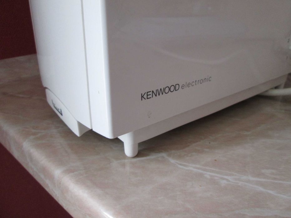 Тостер  kenwood  бял