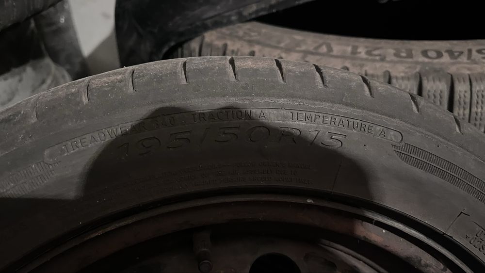 195/50/15 dunlop