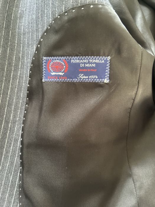 Продается костюм мужской