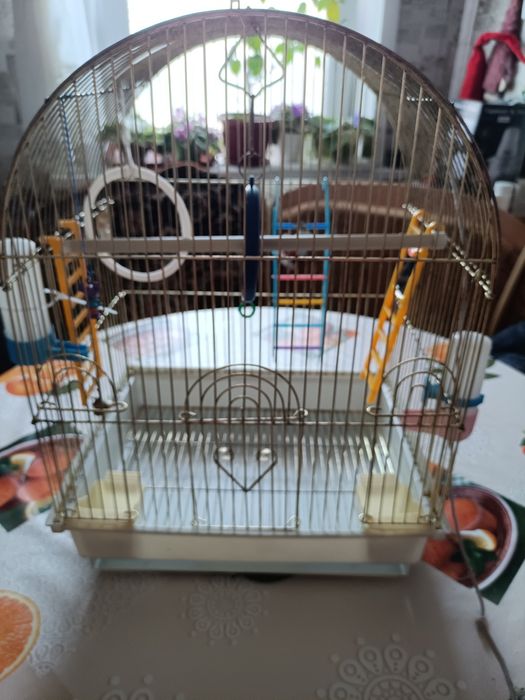 Клетка для попугаев