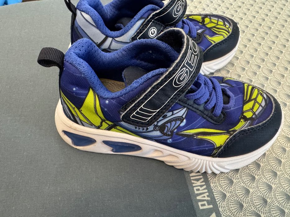 Обувки Geox 27 номер