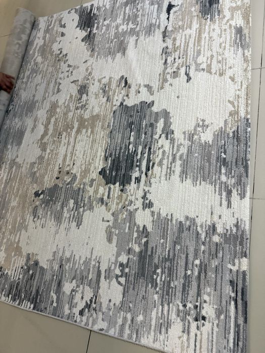 Продам ковер в отличном состоянии