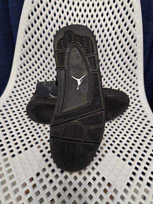 Nike jordan 4 nr 40 41 42 43 44 45  preț 400 lei