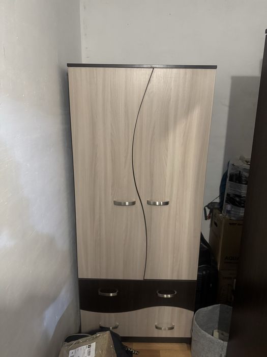 Продам шкаф большой