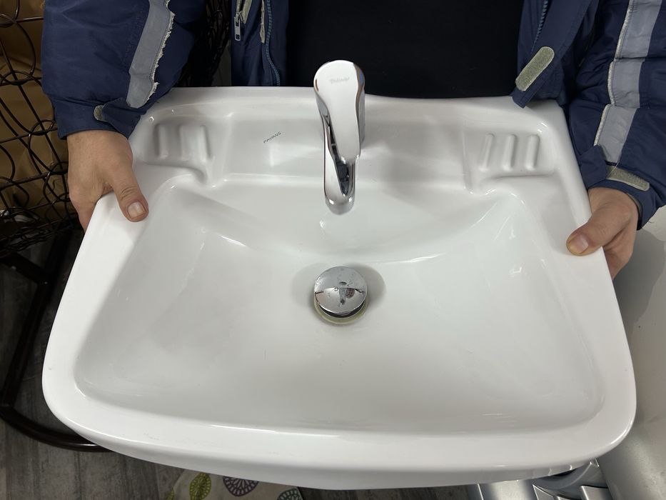 Комплект за баня - мивка, смесител и сифон