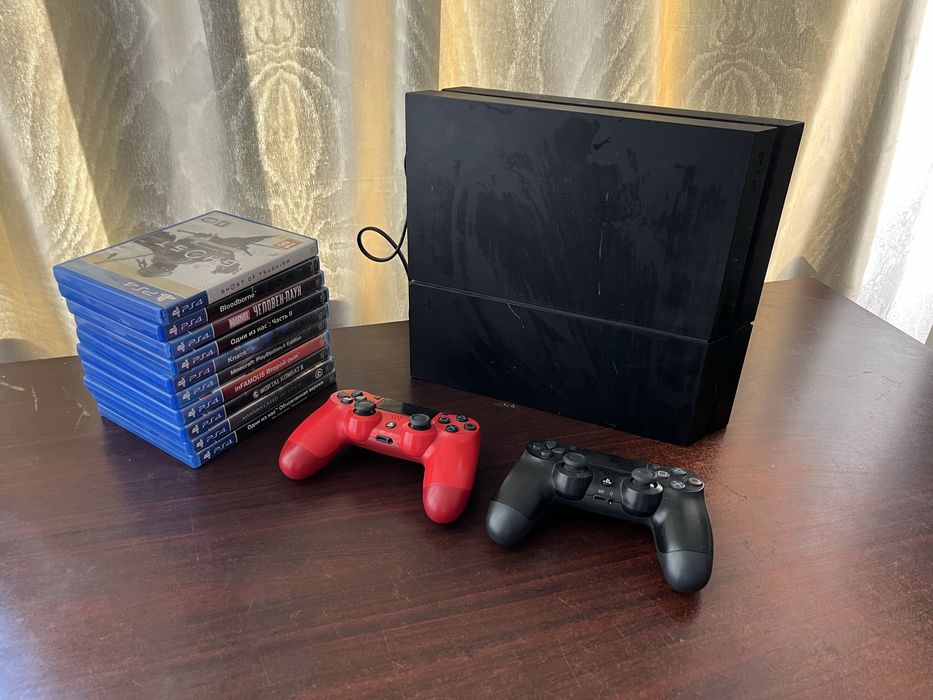 PlayStation 4, Призрак цусимы, Одни из нас 2, Bloodborne, PS4