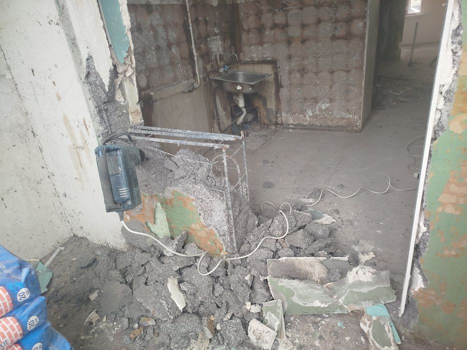 Almazda kesish teshish demantaj