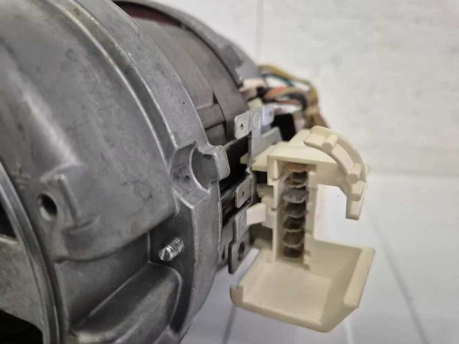 Motor masina de spalat Electrolux seriile EWS , 7 pini / R20