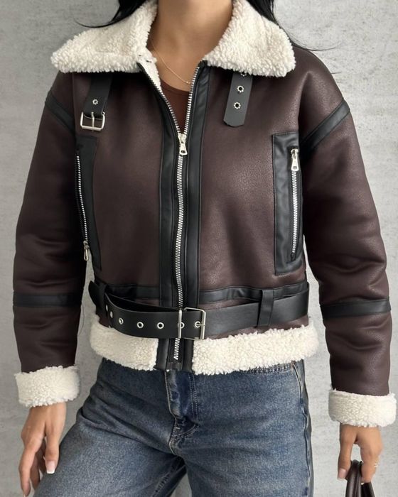 Авиентарско кафяво якд