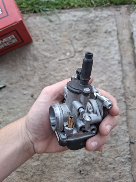Carburator racing