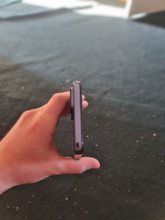 Infinix zero x pro 8+3/256. Holati yangi olinganiga 3 oy bulgan holati