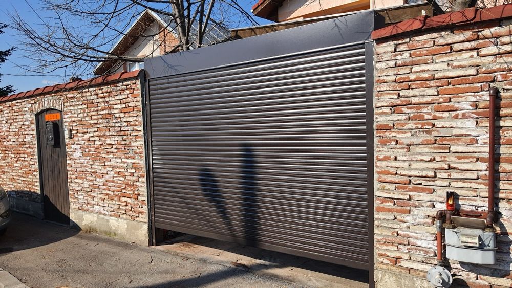 Usi de Garaj sistem Rulou