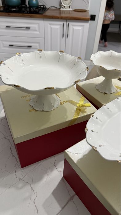 Прадается Посуда, сервировочные из серии Капля