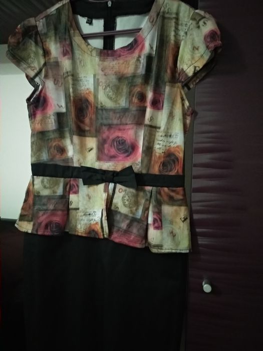 Rochie eleganta mărimea L. Stare excelenta.