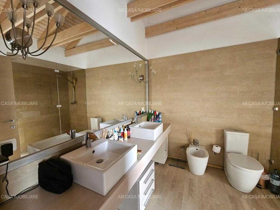 Penthouse 4 camere 136 mp garaj dublu, Complex Studențesc, comision 0%