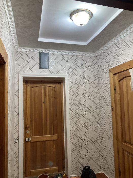 Nurobod kvartira sotiladi