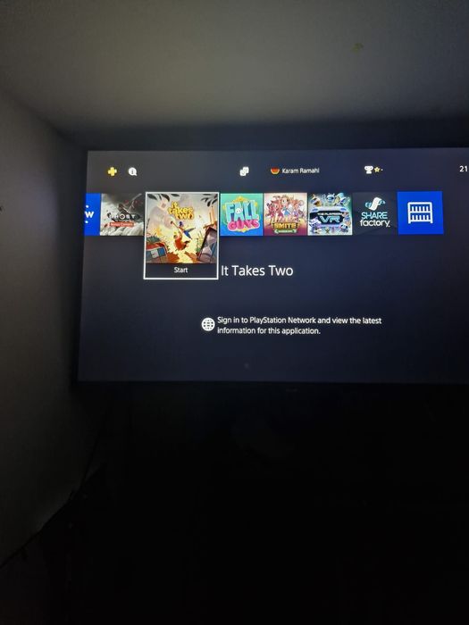 Vand ps 4 pro stare buna