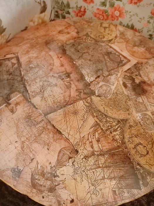 Журнальный столик