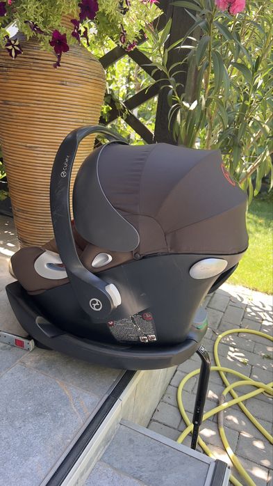 Vand scoica cybex cu sistem isofix