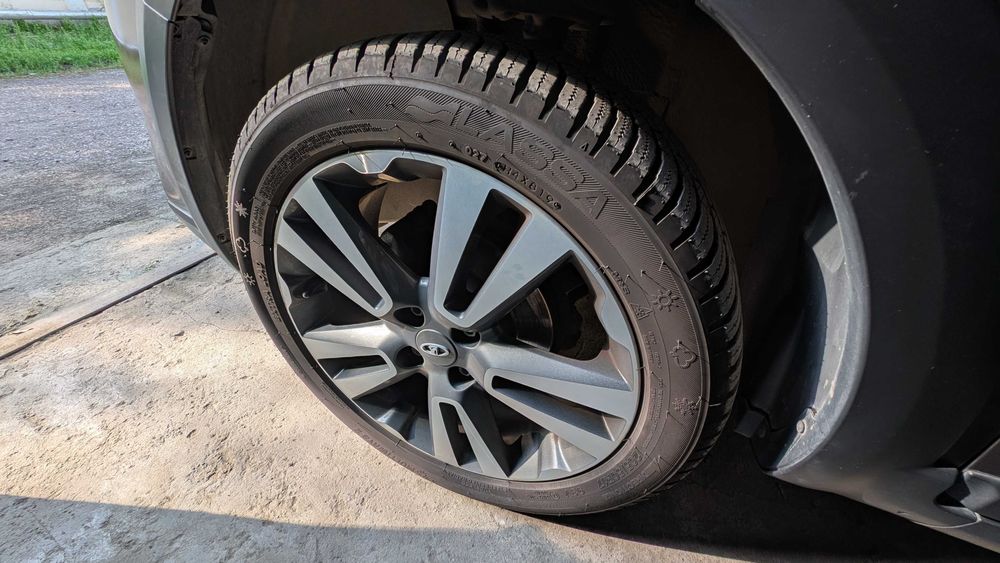 Lada Vesta SW Cross 1.6 MT Luxe (2020)