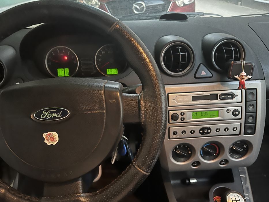 FORD Fiesta 2005 — imagine 5