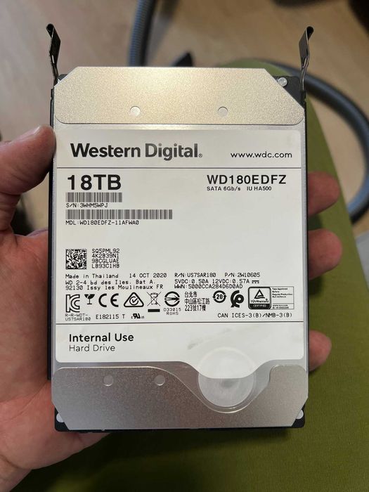 Western Digital WD180EDFZ-11AFWA0 18TB - 3