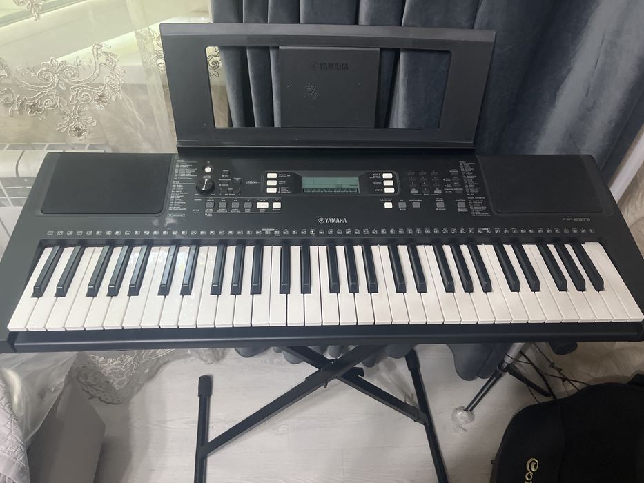 Синтизатор YAMAHA