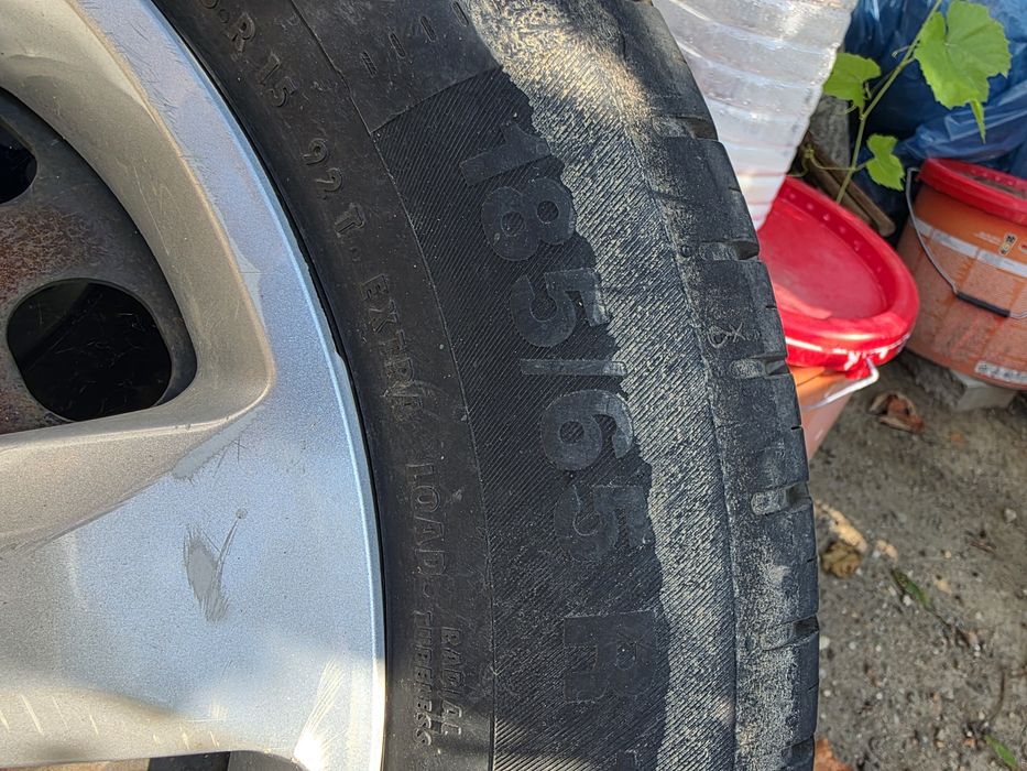Vând set de 4 anvelope Continental EcoContact 6, dimensiunea 185/65 R15 92T XL (Extra Load)