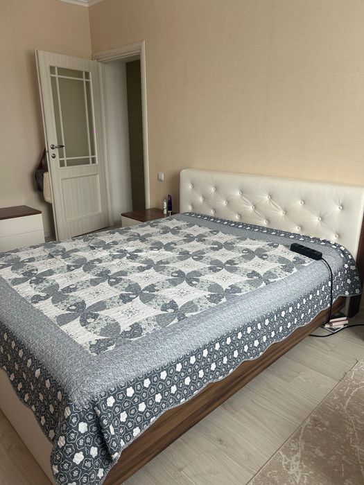 Кровать и матрас б/у 160*200