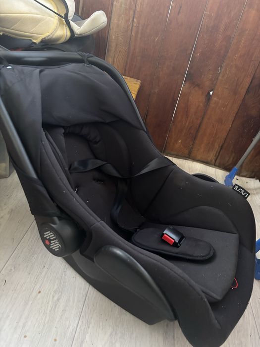 Автрокресло люлька